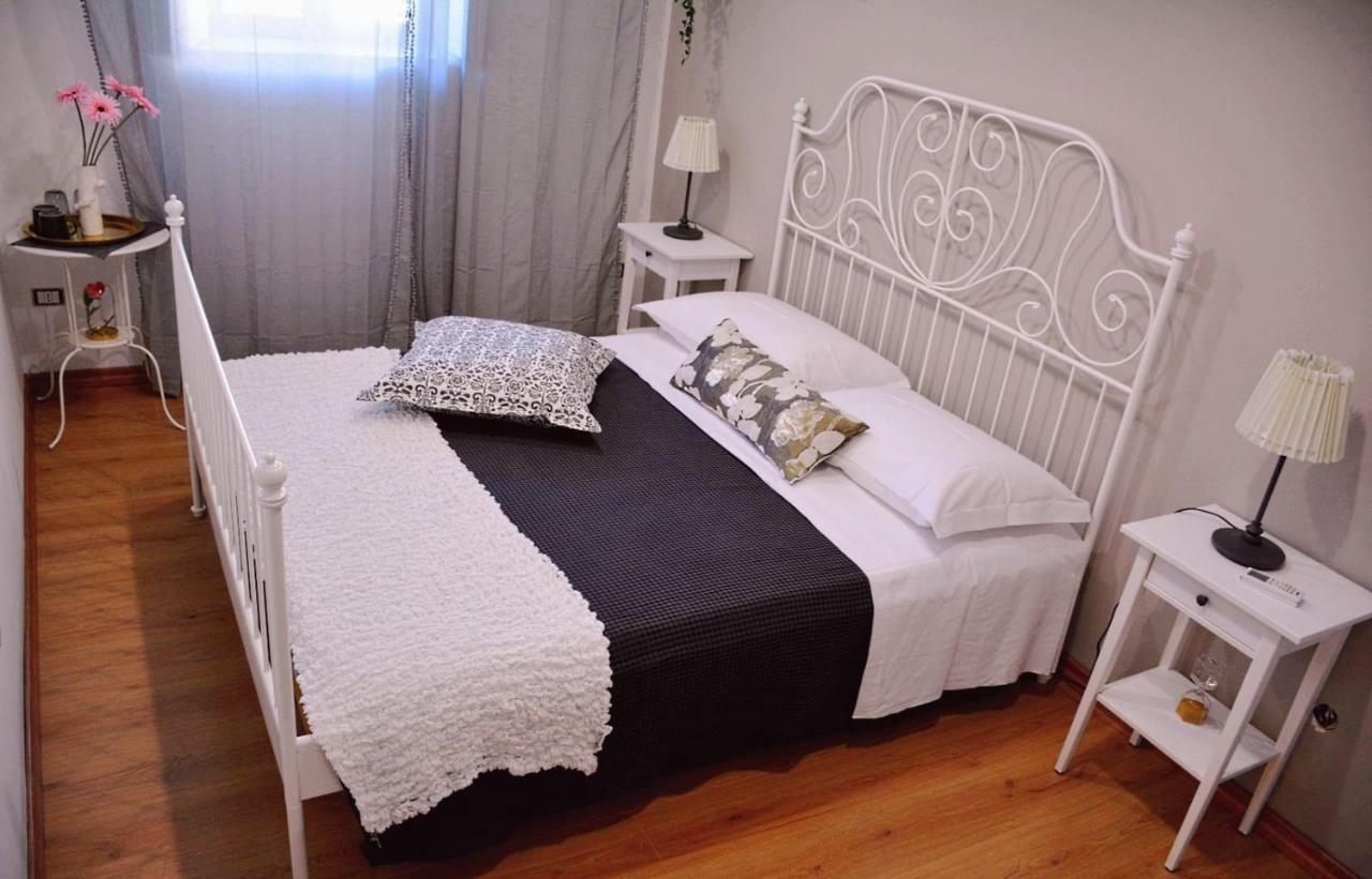 Mia'S Rooms Noto Zewnętrze zdjęcie